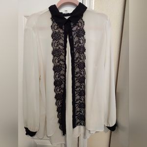 Gorgeous Blouse size 2x Bongo Plus lace/blouse